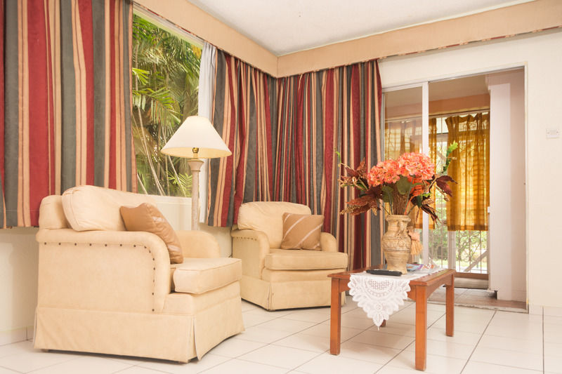 Palm Garden Hotel Barbados Bridgetown Exterior photo